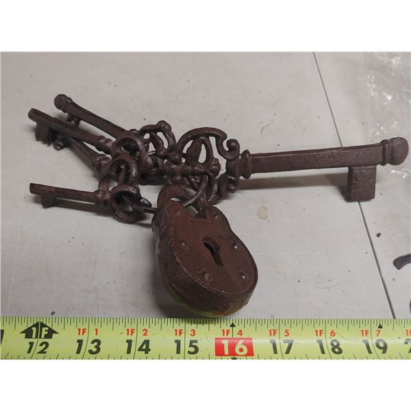Iron Lock + Skeleton Key