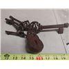 Image 1 : Iron Lock + Skeleton Key