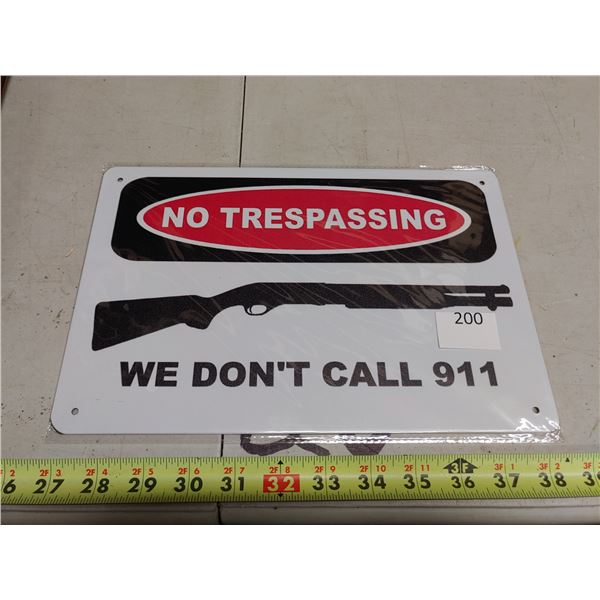 8 x 11 3/4" Tin Sign "No Trespassing"