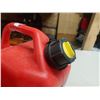 Image 5 : 2 Gas Cans