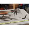 Image 3 : Lot of Lawn and Garden Tools