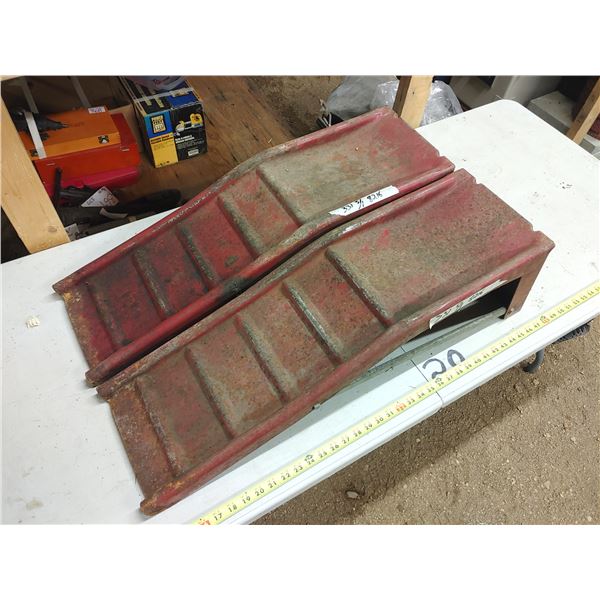 Pair of Vehicle Ramps