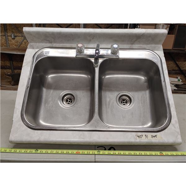 Double Basin Sink in Counter Top