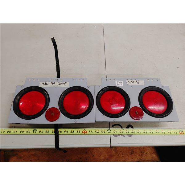 Pair of Trailer Light Assemblies