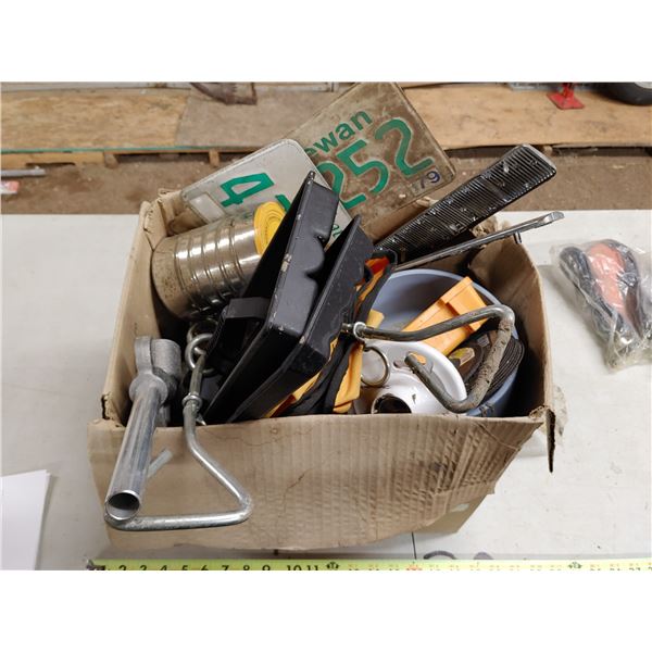 Box of Assorted Items