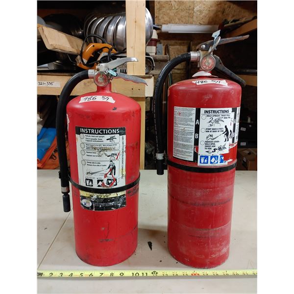 2 Dry Chemical Fire Extinguisher
