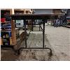 Image 3 : 6' X 30" Table With Folding Legs