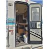 Image 5 : Peak Manufacturing Kodiak Truck Box Camper Excellent Condition See Pictures