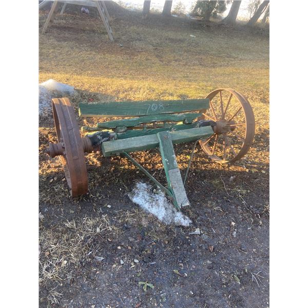 Wagon Axel C/W 2-28" Steel Wheels