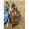Image 3 : 2 - Large Pulleys C/W Hooks Total Length 22"