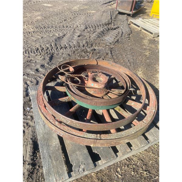 Pallet of Wagon Wheel + "Rough" Barrel Rings + Wheel 1 Ring, Etc.