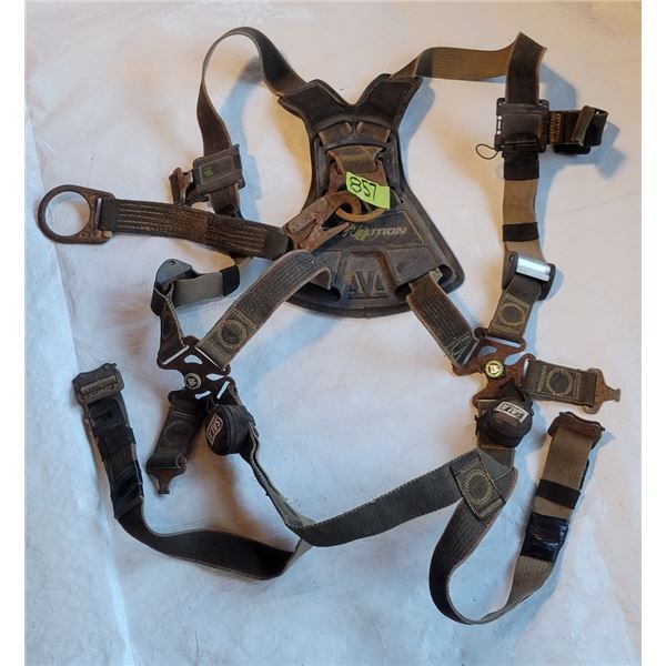 Miller Revolution Fall Prevention/Safety Harness