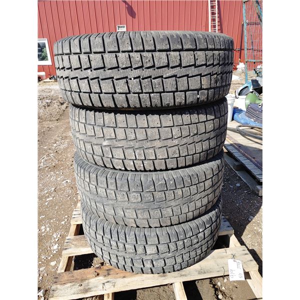 Set of 4 Cooper Discoverer M+S  LT275/65R20