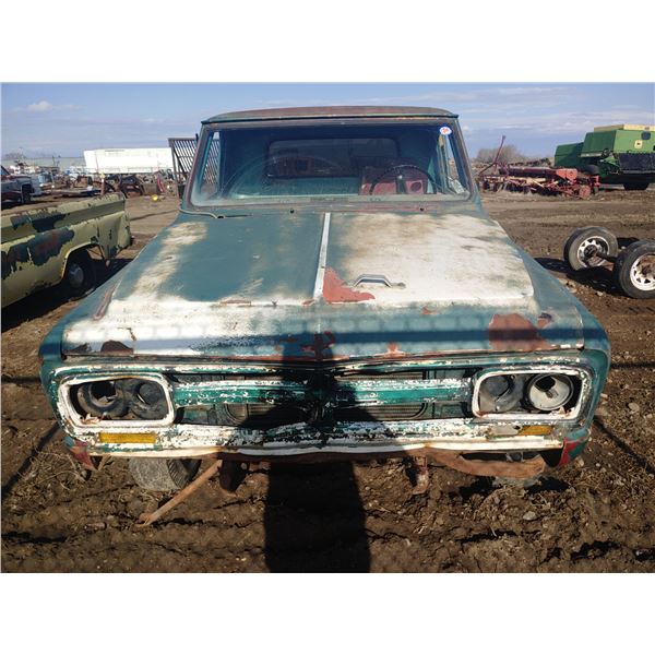 GMC Truck VIN:C9S2471112634 ODO:856061 MORE INFORMATION AND PICTURES TO COME!
