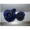 Image 2 : 2 BLUE GLASS VASES