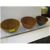 Image 2 : 3 POTTERY MIXING BOWLS