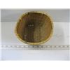 Image 2 : SMALL WICKER BASKET