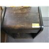Image 2 : SMALL SINGLE DRAWER WOODEN NIGHTSTAND