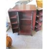 Image 2 : SMALL 2 DOOR STORAGE CABINET
