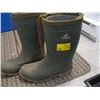 Image 2 : RUBBER BOOTS, SHOES, ETC.