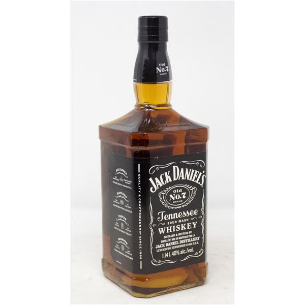 JACK DANIELS TENNESSEE WHISKEY 1.14 LITER 40%