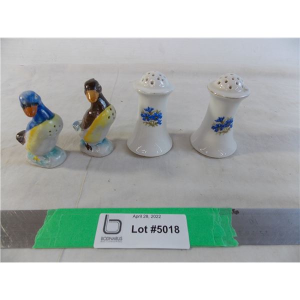 (2) pairs of Salt & Pepper shakers