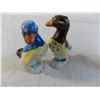 Image 3 : (2) pairs of Salt & Pepper shakers