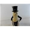 Image 5 : Mr Peanut oil jar (ceramic) + 2 oreo cookie toys (rubber)