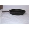 Image 3 : Cast Iron Pans (2)