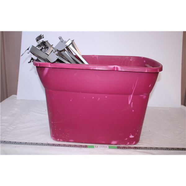 *Tote with shelving bars