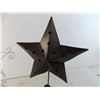 Image 2 : Metal tree stand + metal star