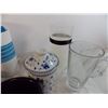 Image 6 : Kitchen items, mugs, bottles, misc