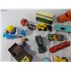 Image 3 : Vintage toy car lot (Dinky Toys) with wooden garage