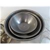 Image 3 : Large Stainless steel mixing bowls