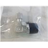 Image 3 : bag of 1 Parker 4-8 CBZ-SS 1/4 t x 1/2 npt