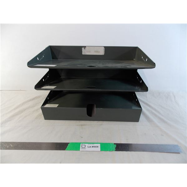 Metal 3-tier desk tray - legal size
