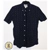 Image 1 : MEN'S S. NAVY ANCHOR PATTERN BUTTON UP