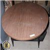 Image 1 : OVAL WOOD LOOK TABLE APPROX 30" TALL