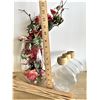 Image 2 : Glassware and Scent Diffusing Sticks