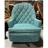 Image 2 : Vintage Blue Chair with Ottoman