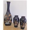 Image 1 : Blue Vases with Birds - Two Small One Large