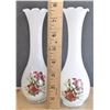 Image 2 : Pair of White Vases with Lily Design