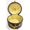 Image 2 : VINTAGE HAT CASE APPROX - DIAMETER 17"
