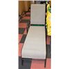 Image 1 : RECLINING PATIO LOUNGE CHAIR