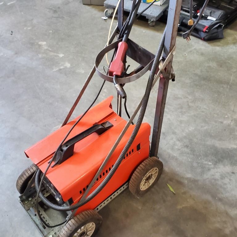 POWER MIG 130 ASTRO POWER MIG WELDER WORKING WITH CART
