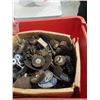 Image 8 : BIN OF FLAP WHEELS, WIRE BRUSH WHEELS, CUTTING DISCS