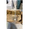 Image 2 : 4 BOXES OF NAILS AND STRIP NAILS