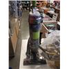 Image 2 : HOOVER WINDTUNNEL AIR BAGLESS VACUUM AND SHOP LIGHTS
