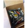 Image 3 : BOSCH BRUTE CORDLESS HAMMER DRILL WITH 2 BATTERIES CHARGER WORKING WITH 2 BOXES OF CASTERS AND TOOLS
