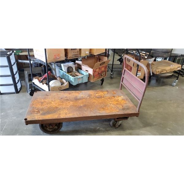 LARGE 4 WHEEL CART WITH HANDLE